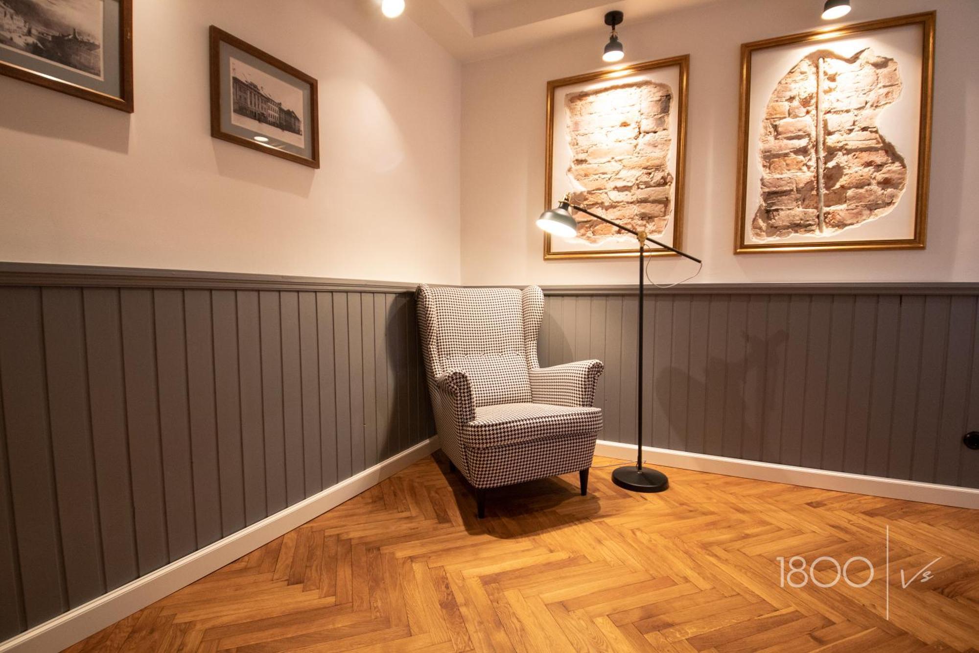 1800 By Vince Stay - Private Rooms In Town Hall Square تارتو المظهر الخارجي الصورة